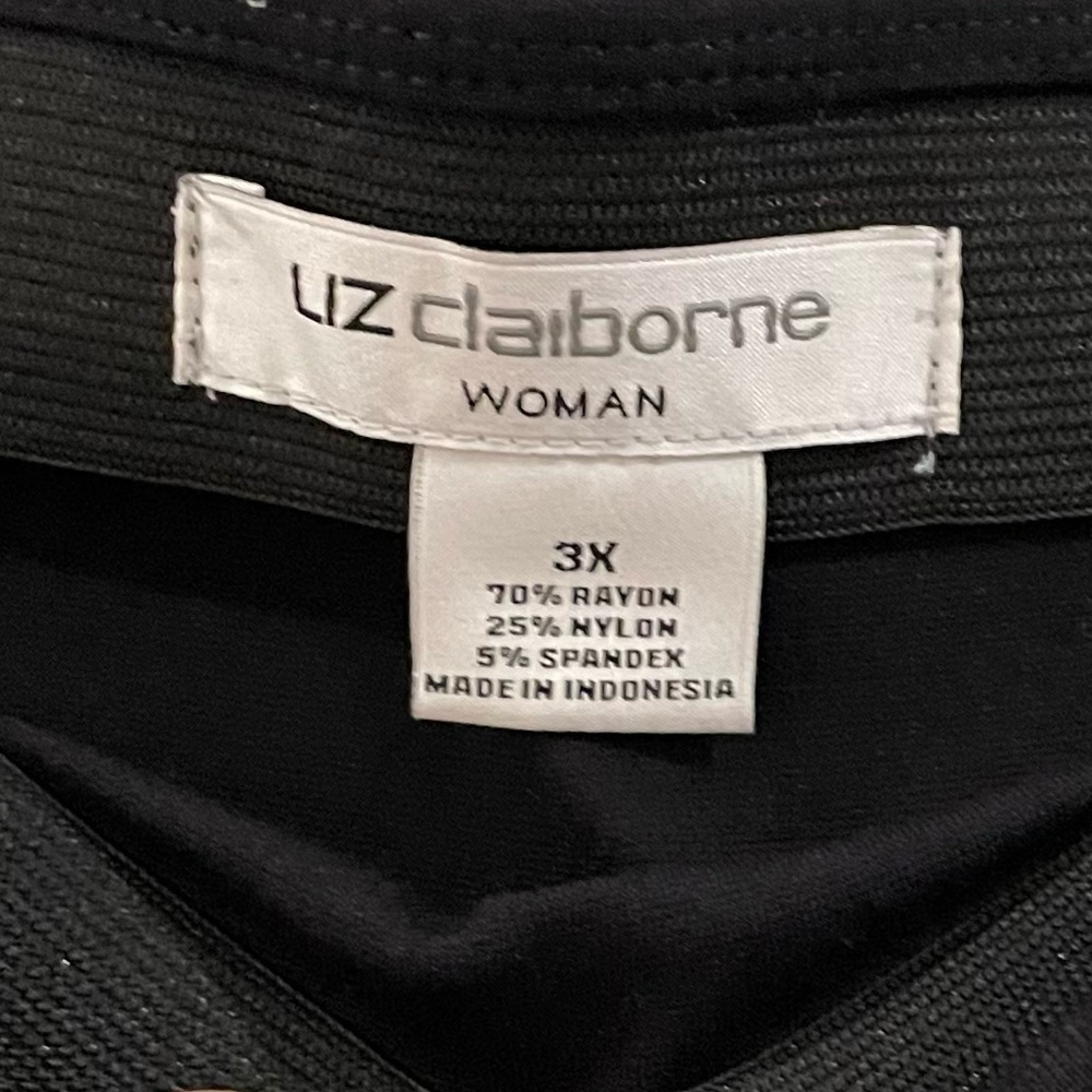 NWOT Liz Claiborne Plus Size Pull-on Straight Pencil Skirt, Black & White, 3X - Picture 3 of 3
